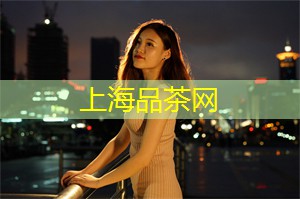 在上海的街头展现个人风格
